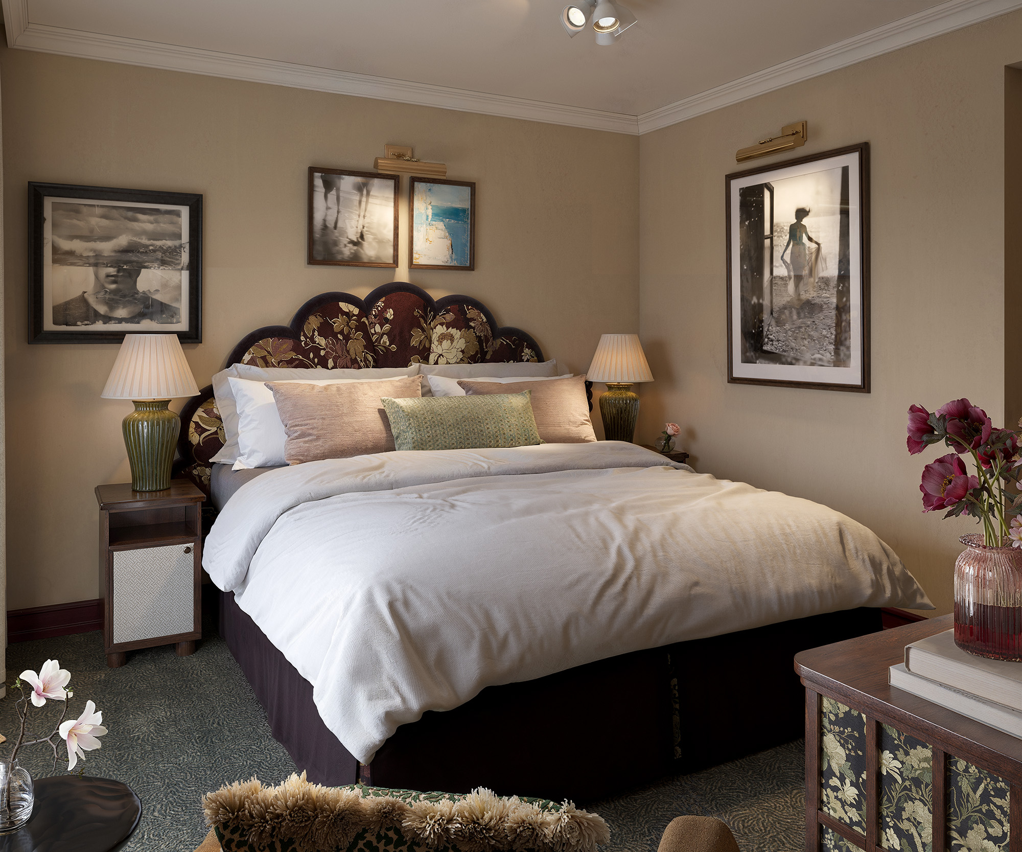 Rox Resort Guest room bed